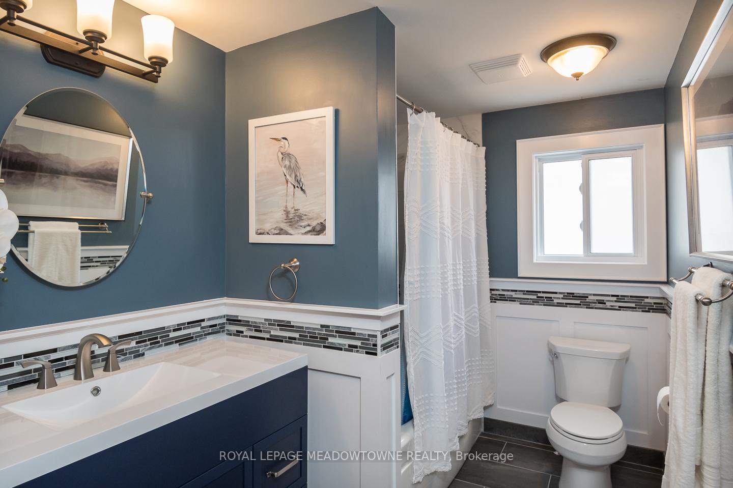 Photo 30 of 52 Beardmore Crescent, Halton Hills, Acton — HOMEH