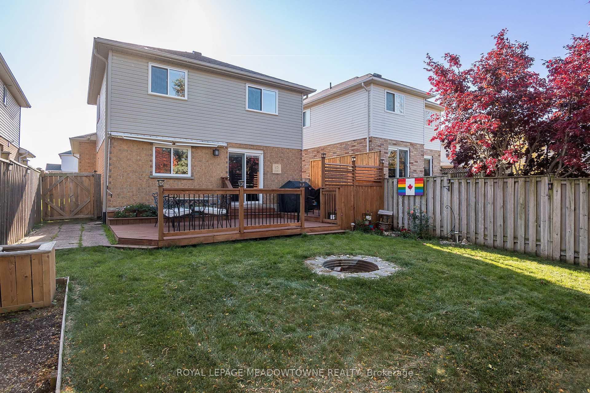 Photo 38 of 52 Beardmore Crescent, Halton Hills, Acton — HOMEH
