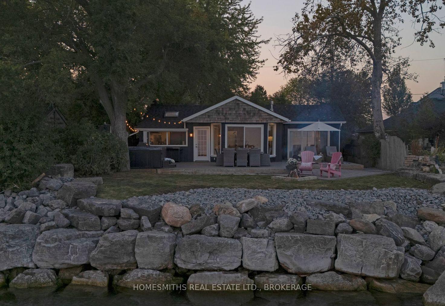 Photo 2 of 141 Cedar Crest Beach Road, Clarington, Bowmanville — HOMEH