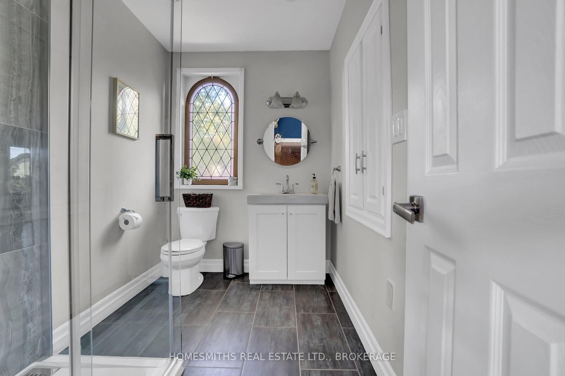 Photo 35 of 141 Cedar Crest Beach Road, Clarington, Bowmanville — HOMEH