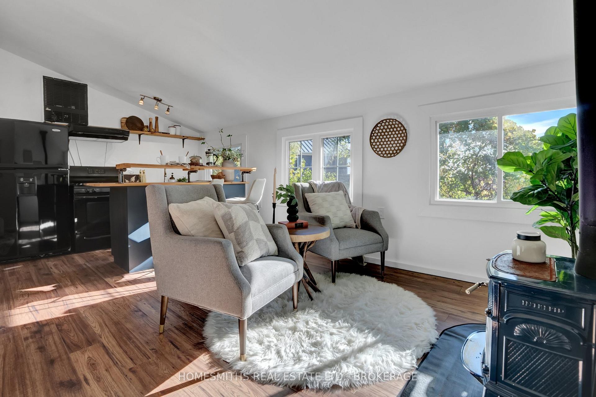 Photo 40 of 141 Cedar Crest Beach Road, Clarington, Bowmanville — HOMEH