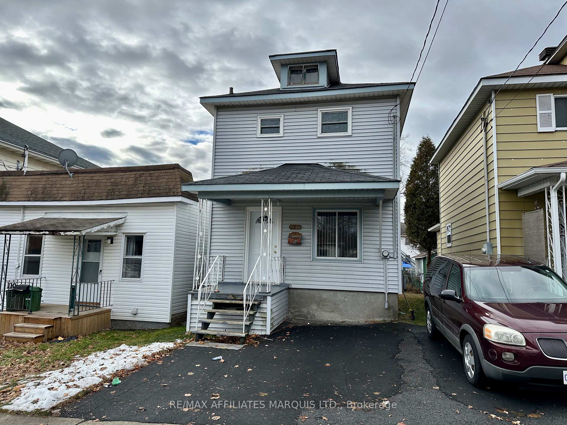 Photo 1 of 112 Carleton Street, Cornwall — HOMEH