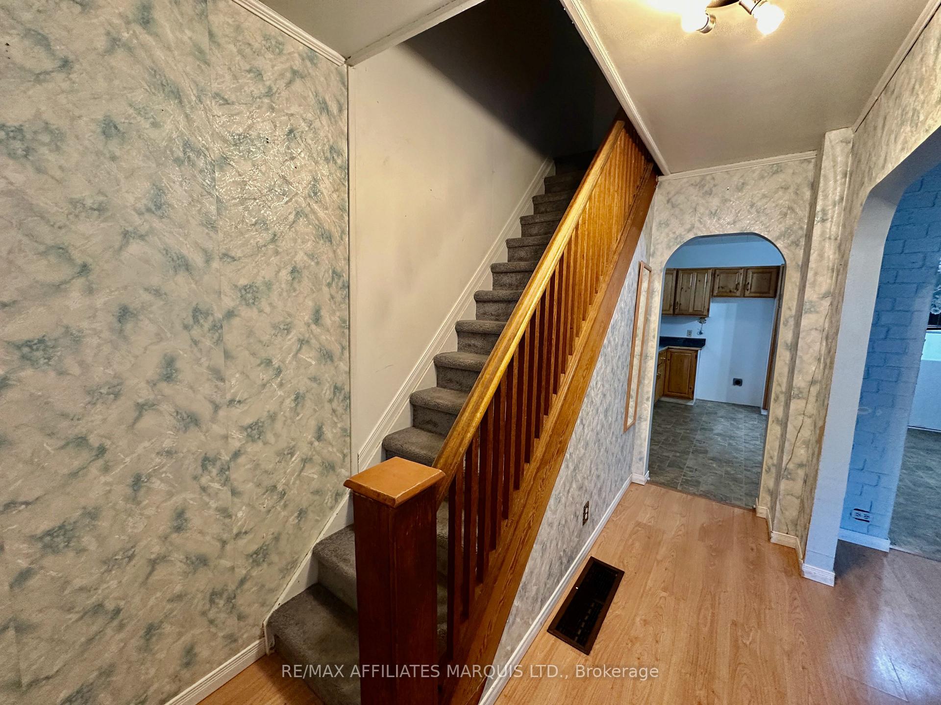 Photo 7 of 112 Carleton Street, Cornwall — HOMEH