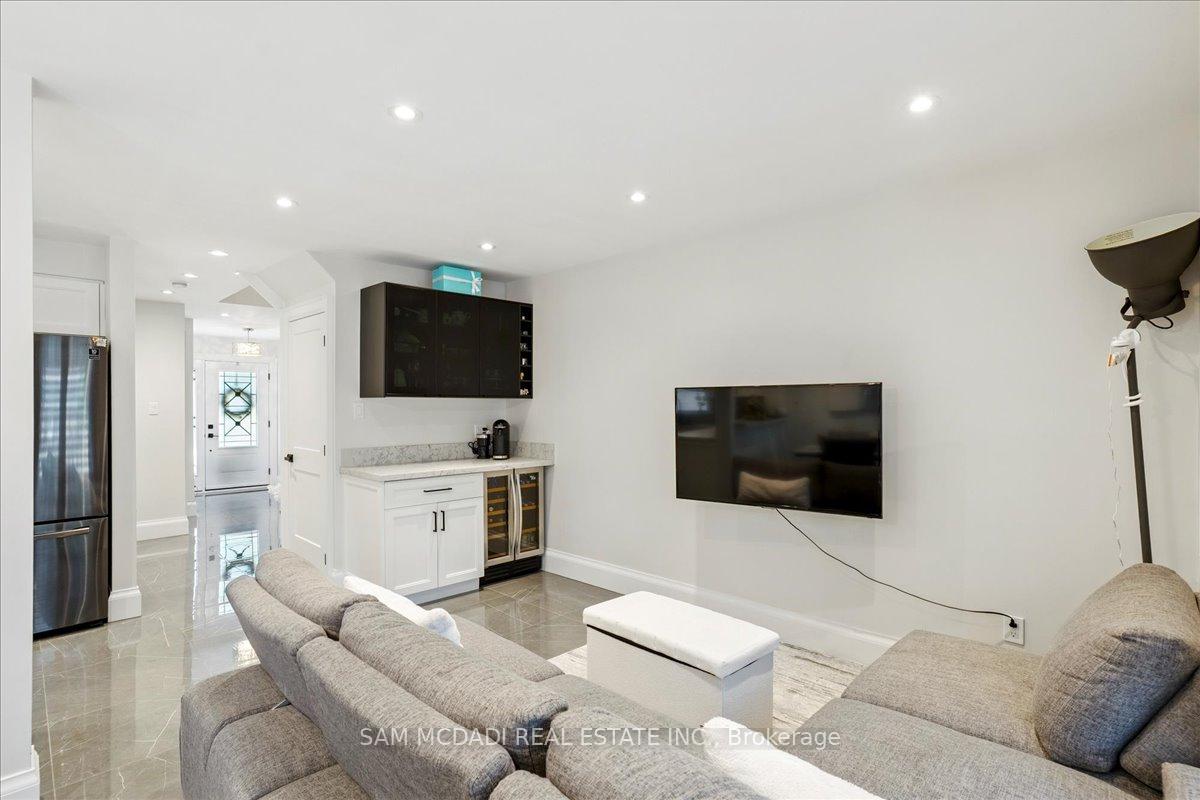 Photo 25 of 92 Wood Circle, Caledon, Bolton East — HOMEH