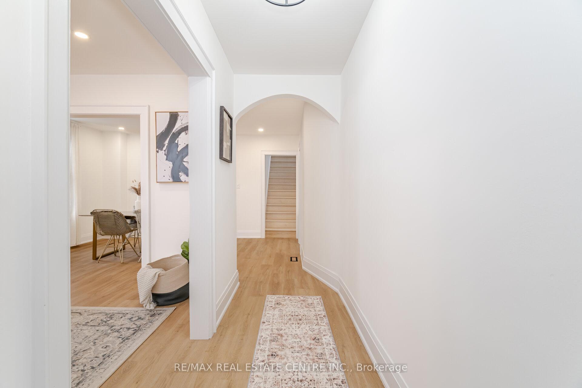Photo 9 of 21 Crombie Street, Cambridge — HOMEH
