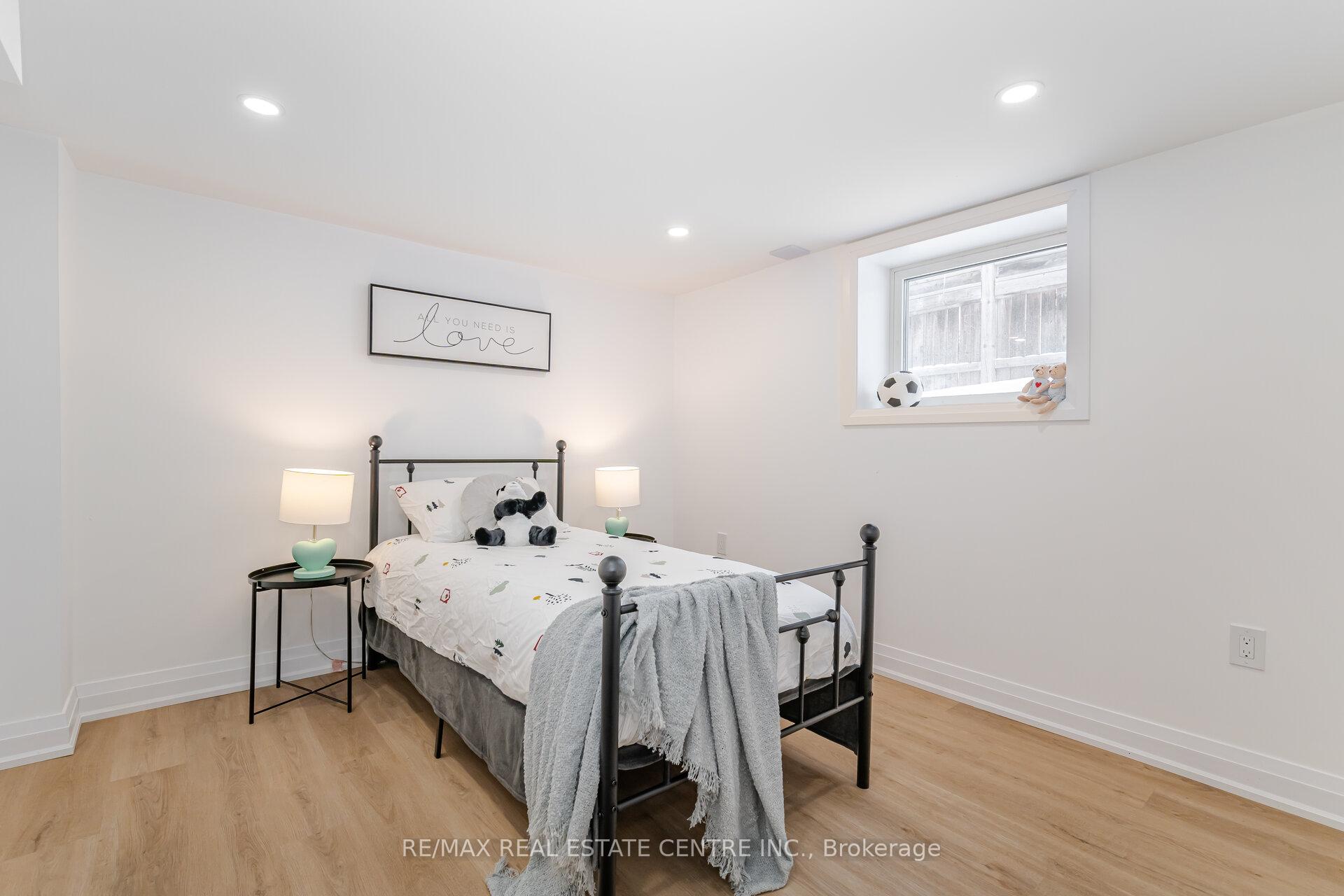 Photo 41 of 21 Crombie Street, Cambridge — HOMEH