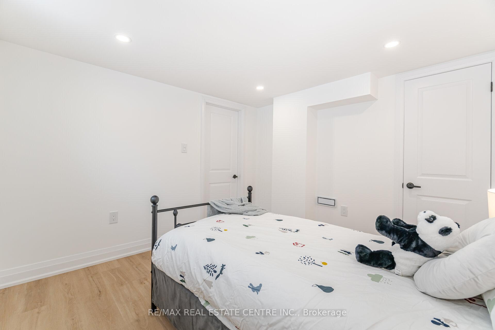 Photo 42 of 21 Crombie Street, Cambridge — HOMEH