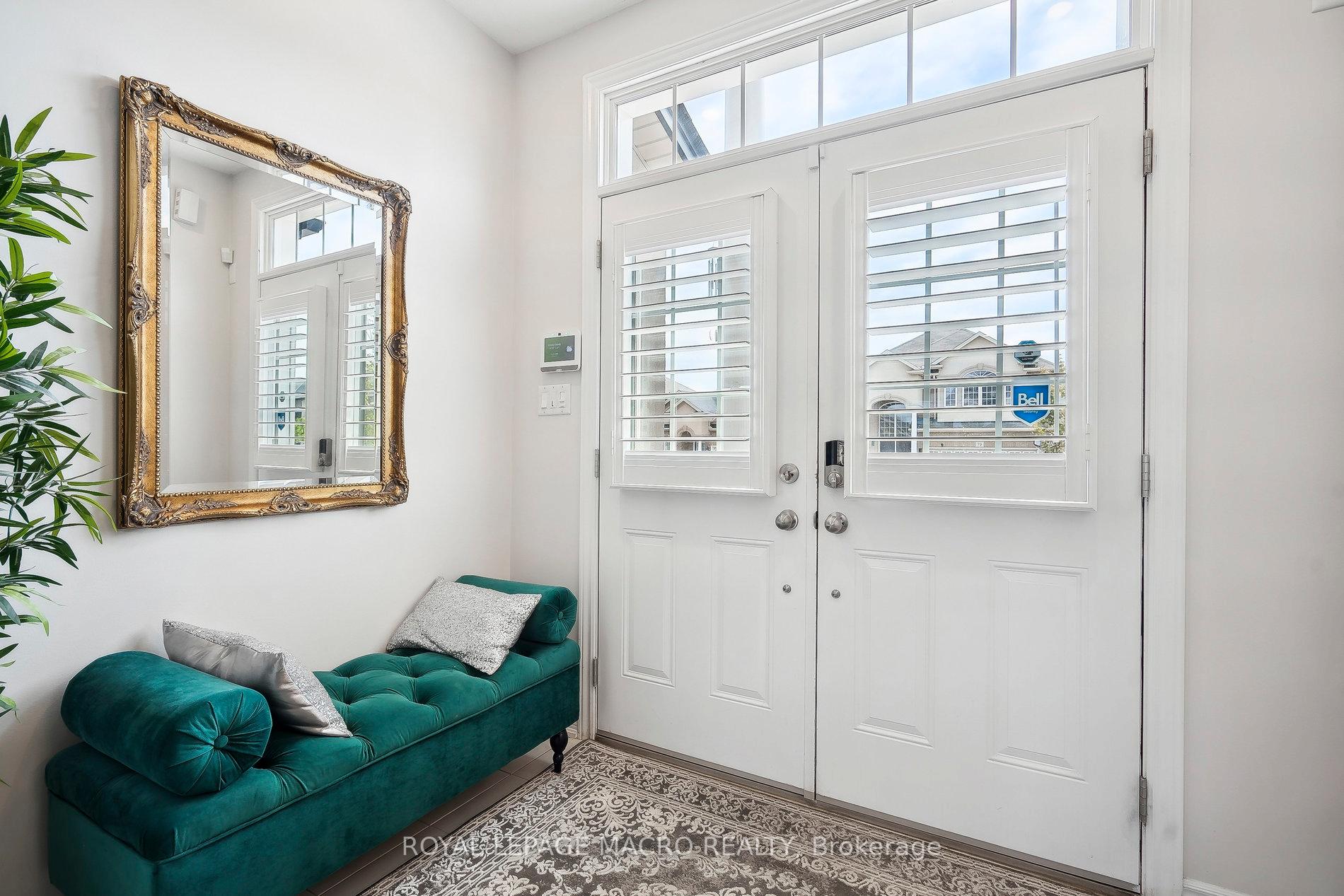 Photo 5 of 80 Bellroyal Crescent, Hamilton, Stoney Creek Mountain — HOMEH