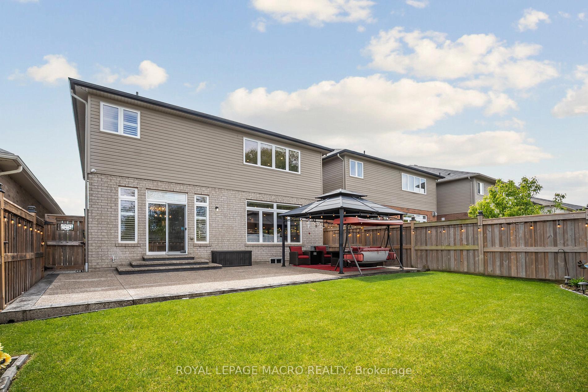 Photo 33 of 80 Bellroyal Crescent, Hamilton, Stoney Creek Mountain — HOMEH