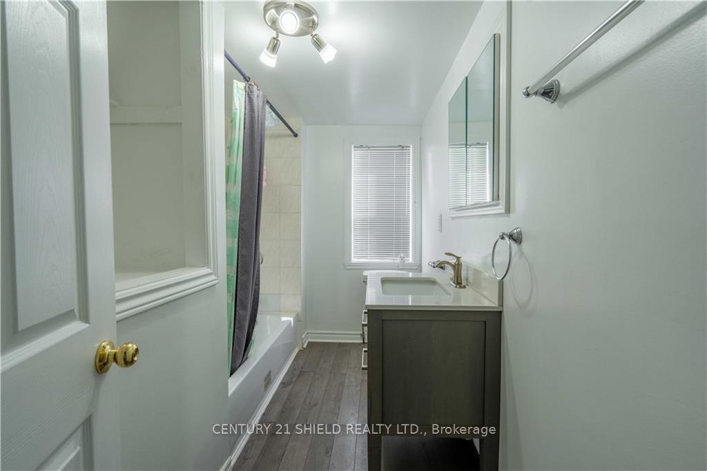 Photo 19 of 215 Louisa Street, Cornwall — HOMEH