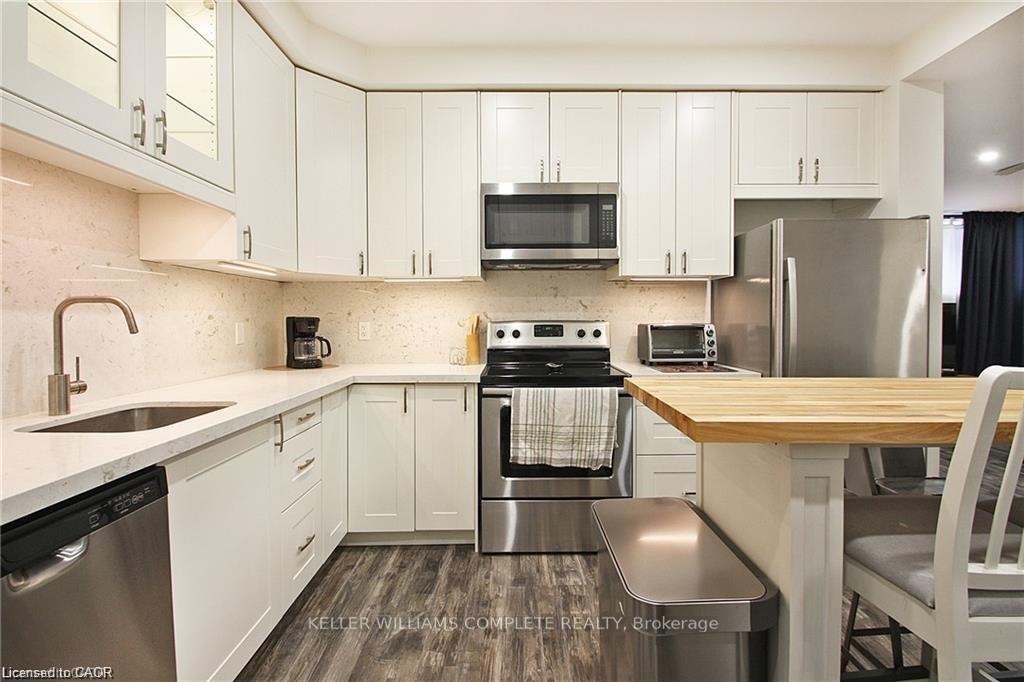 Photo 28 of 23 Scarletwood Street, Hamilton, Stoney Creek Mountain — HOMEH