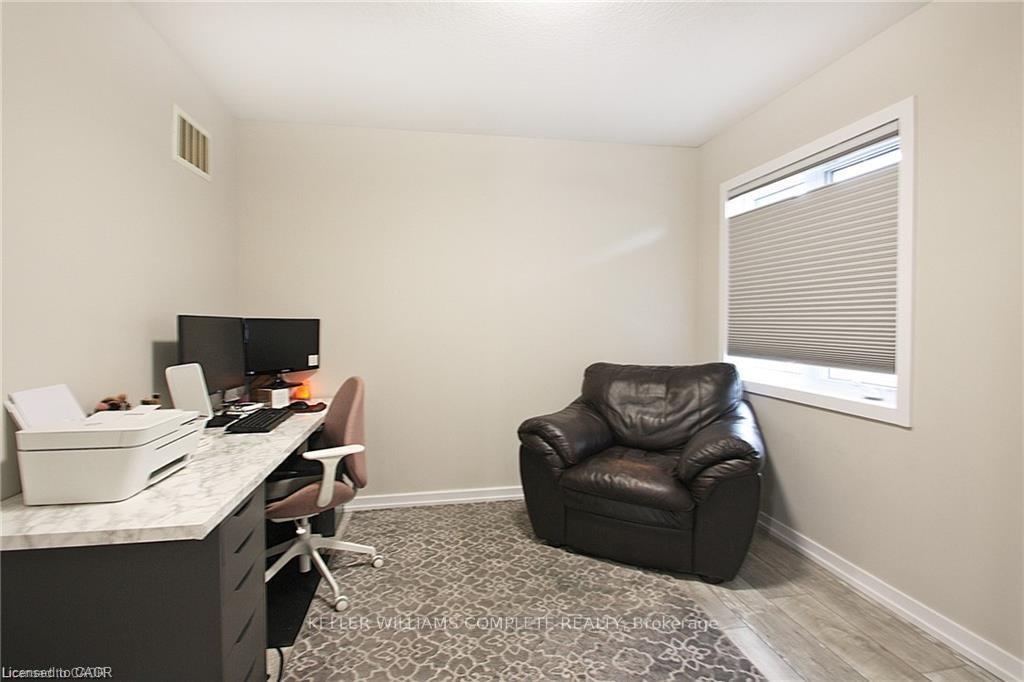 Photo 31 of 23 Scarletwood Street, Hamilton, Stoney Creek Mountain — HOMEH
