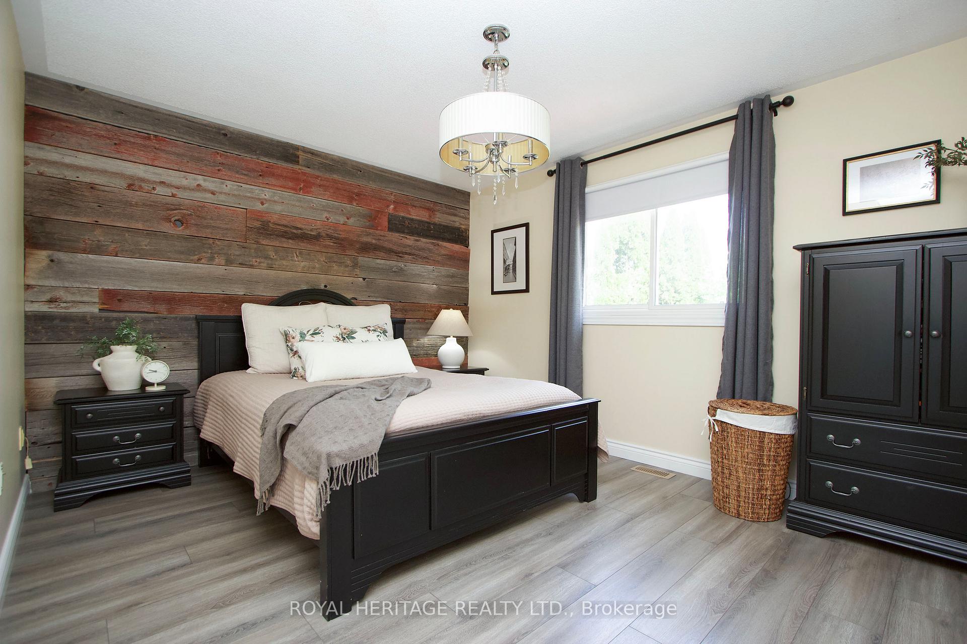 Photo 20 of 55 Hearthstone Crescent, Clarington, Courtice — HOMEH