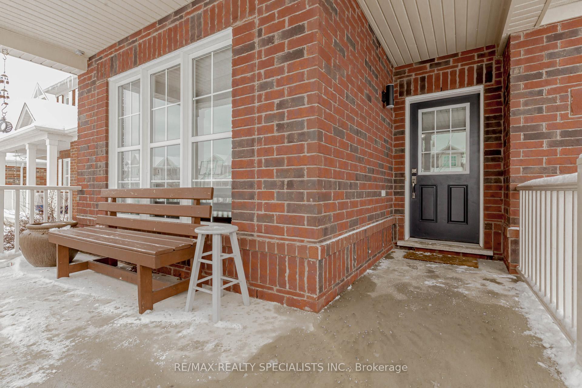Photo 4 of 73 Holland Circle, Cambridge, Silver Heights — HOMEH