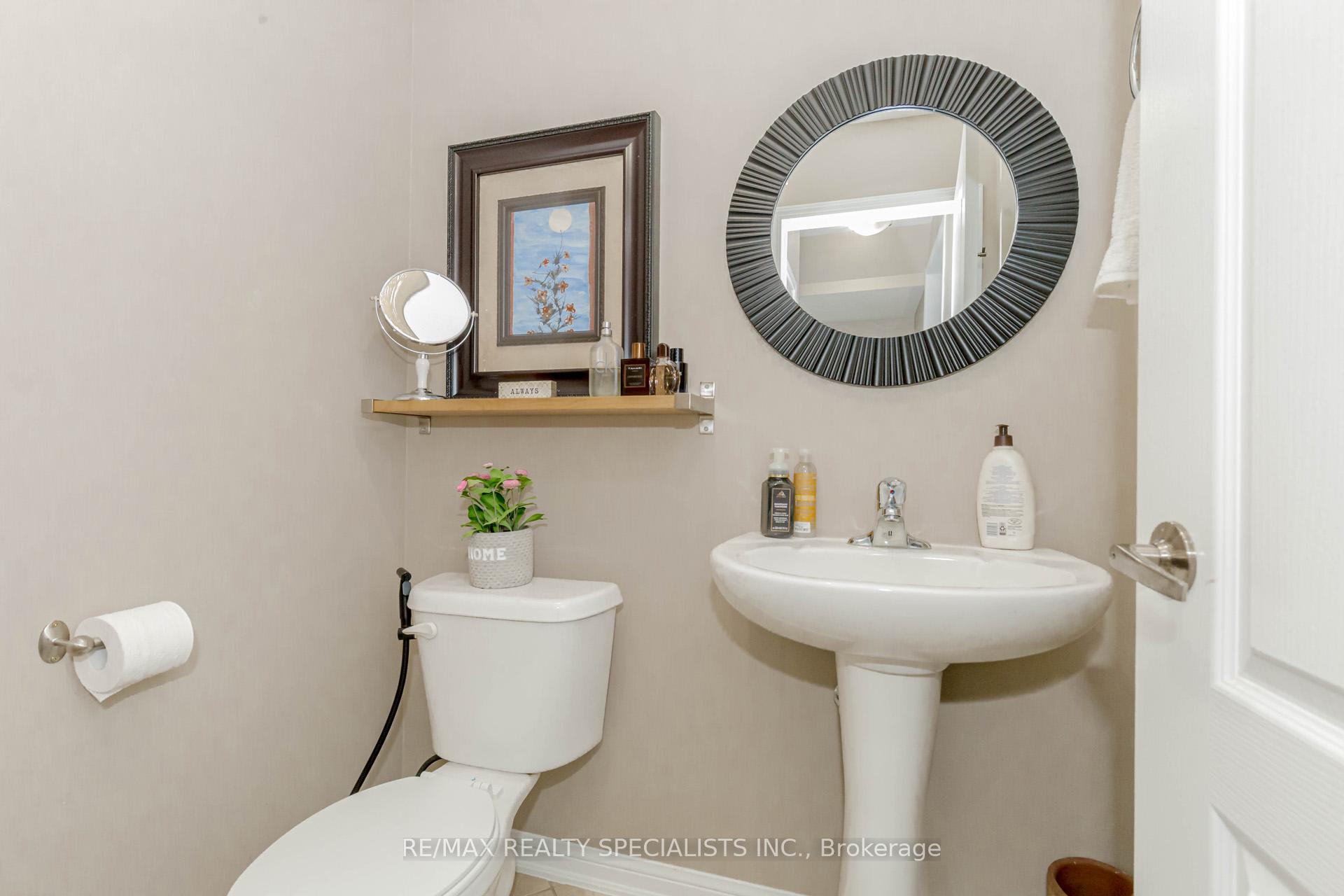 Photo 19 of 73 Holland Circle, Cambridge, Silver Heights — HOMEH