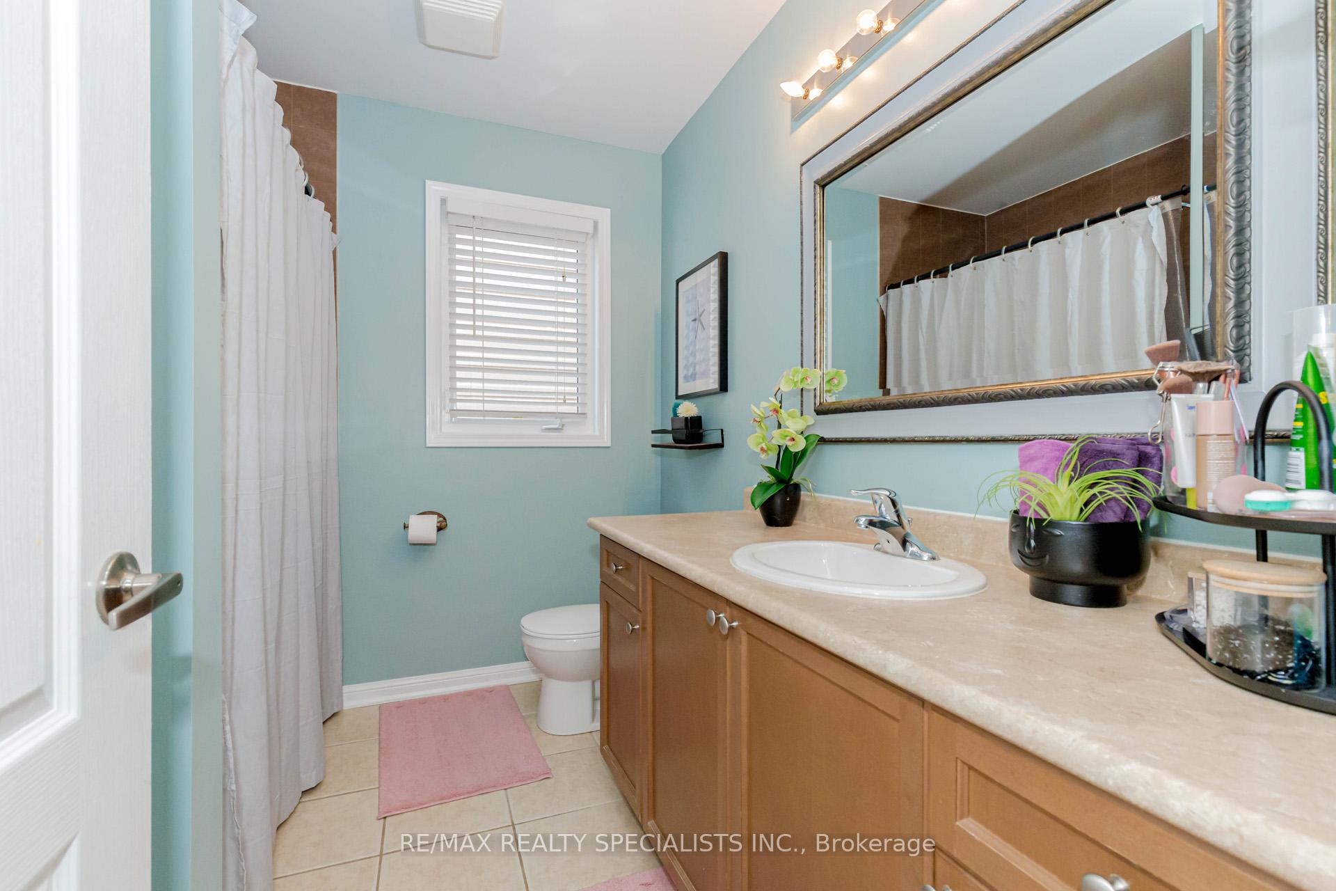 Photo 32 of 73 Holland Circle, Cambridge, Silver Heights — HOMEH