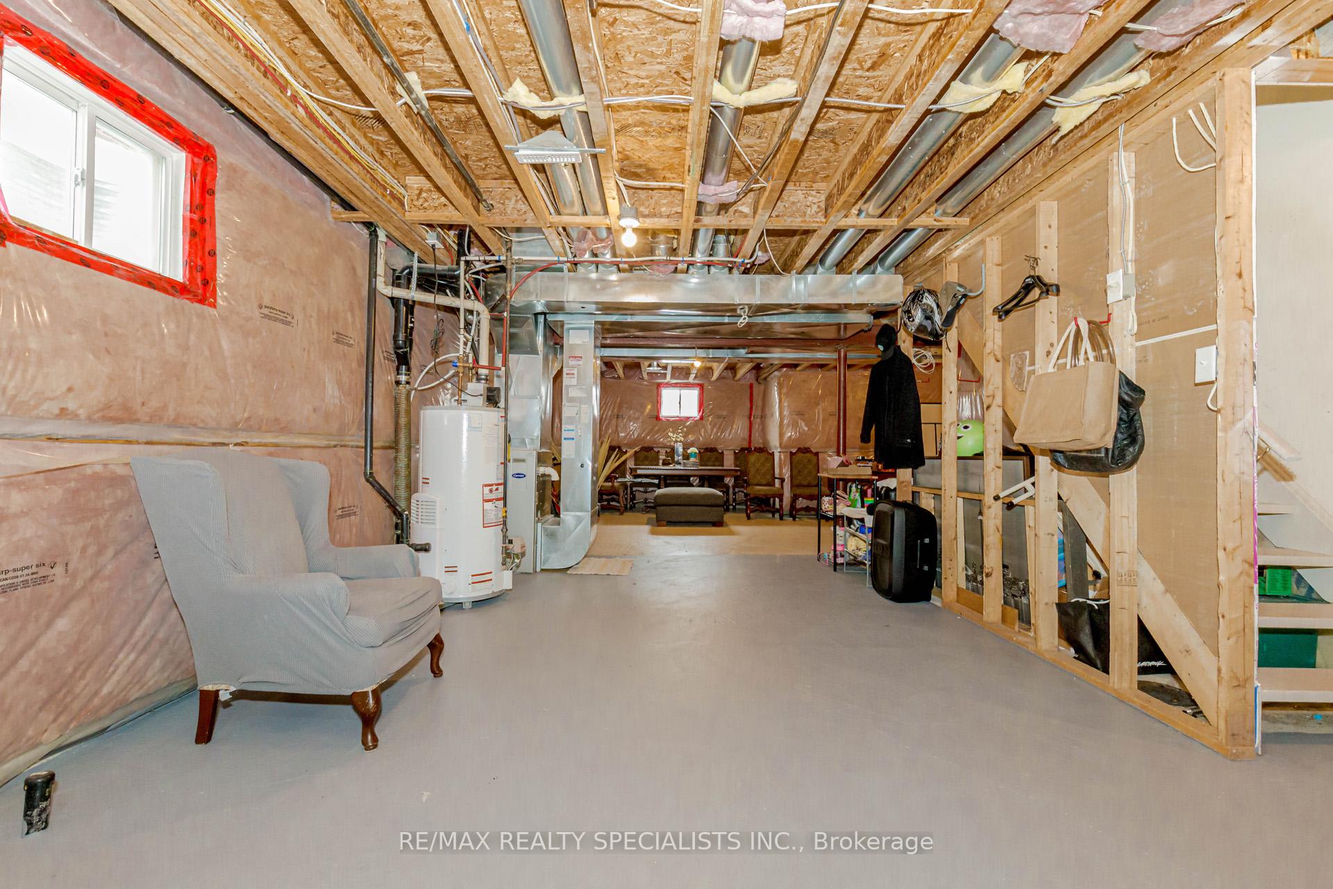 Photo 33 of 73 Holland Circle, Cambridge, Silver Heights — HOMEH