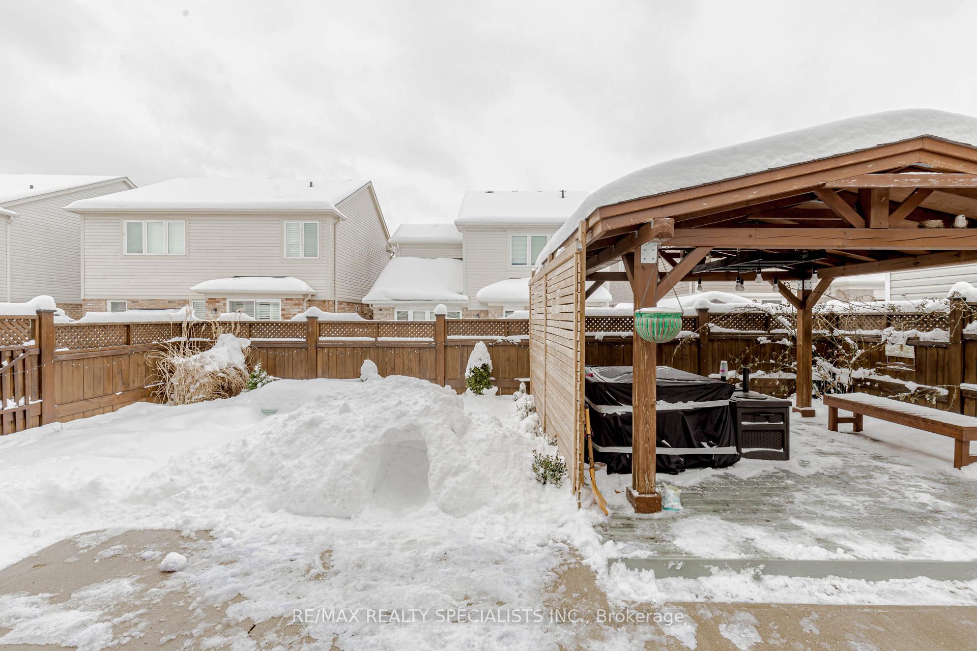 Photo 43 of 73 Holland Circle, Cambridge, Silver Heights — HOMEH