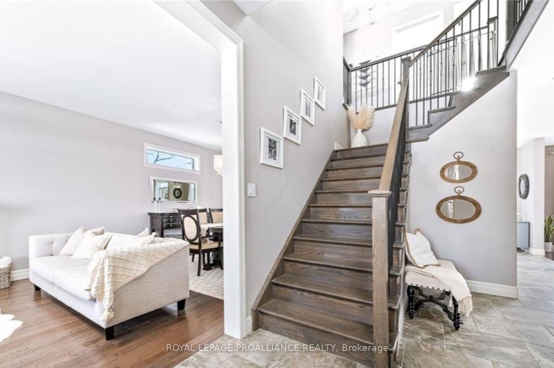Photo 7 of 39 Vertis Court, Belleville, Thurlow Ward — HOMEH