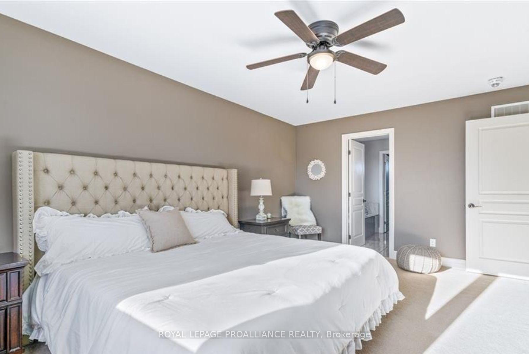 Photo 19 of 39 Vertis Court, Belleville, Thurlow Ward — HOMEH