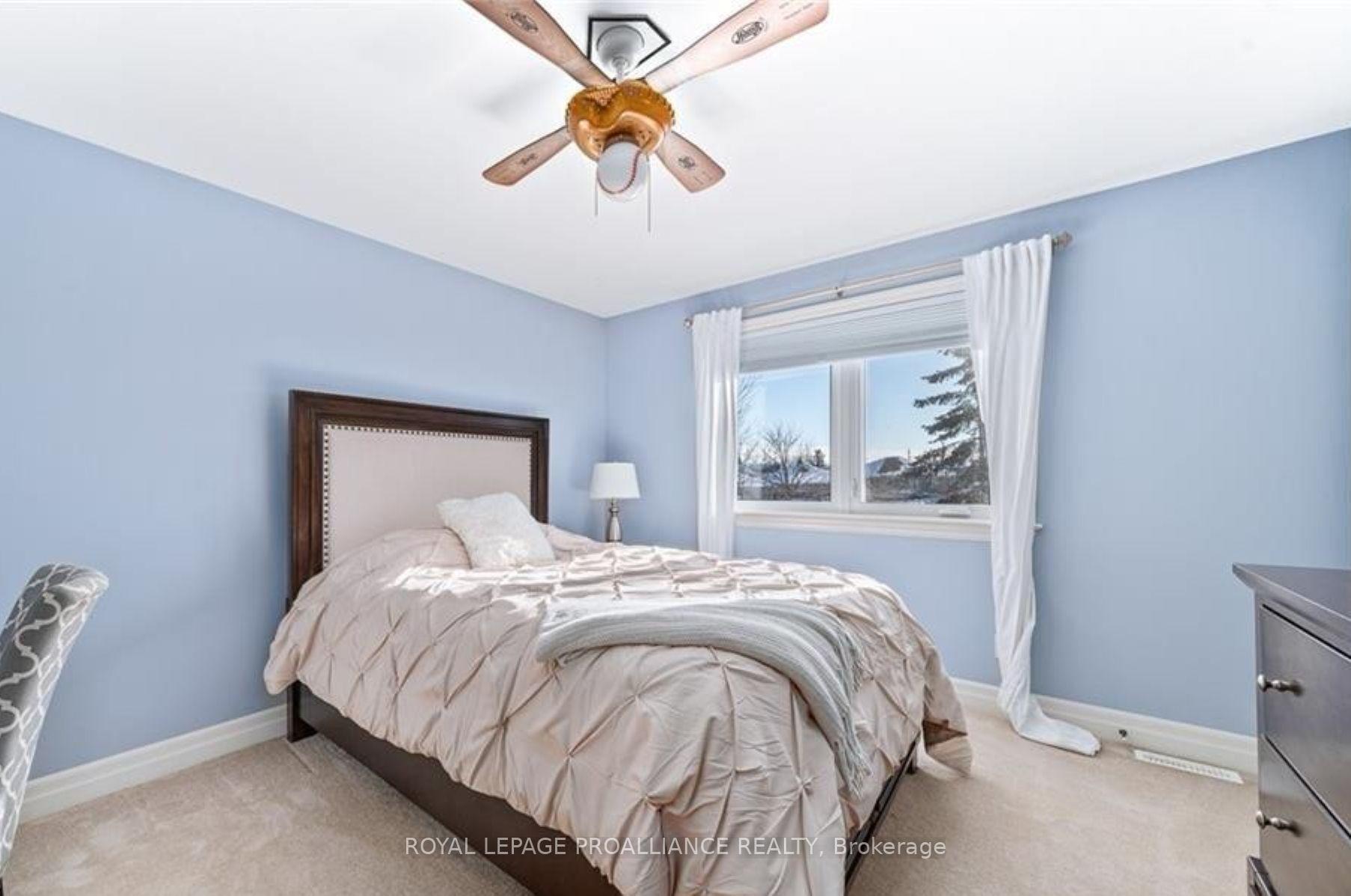 Photo 21 of 39 Vertis Court, Belleville, Thurlow Ward — HOMEH