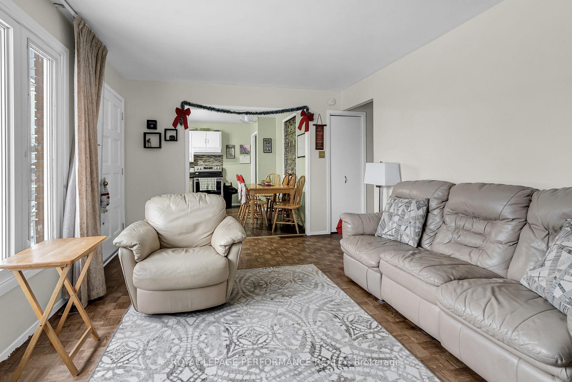 Photo 7 of 1116 Grand Avenue, Cornwall — HOMEH