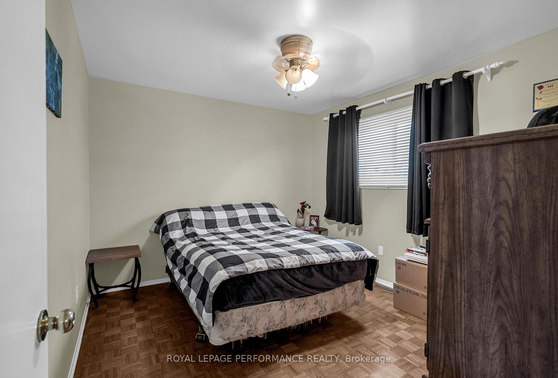 Photo 14 of 1116 Grand Avenue, Cornwall — HOMEH