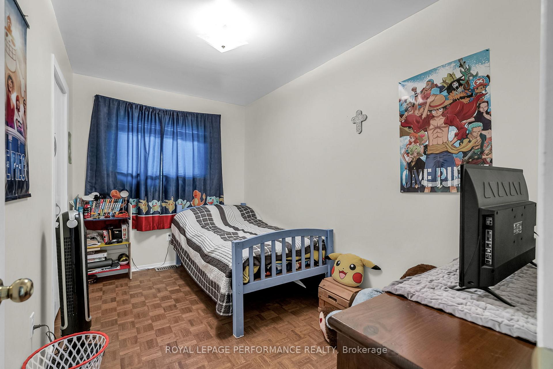 Photo 17 of 1116 Grand Avenue, Cornwall — HOMEH