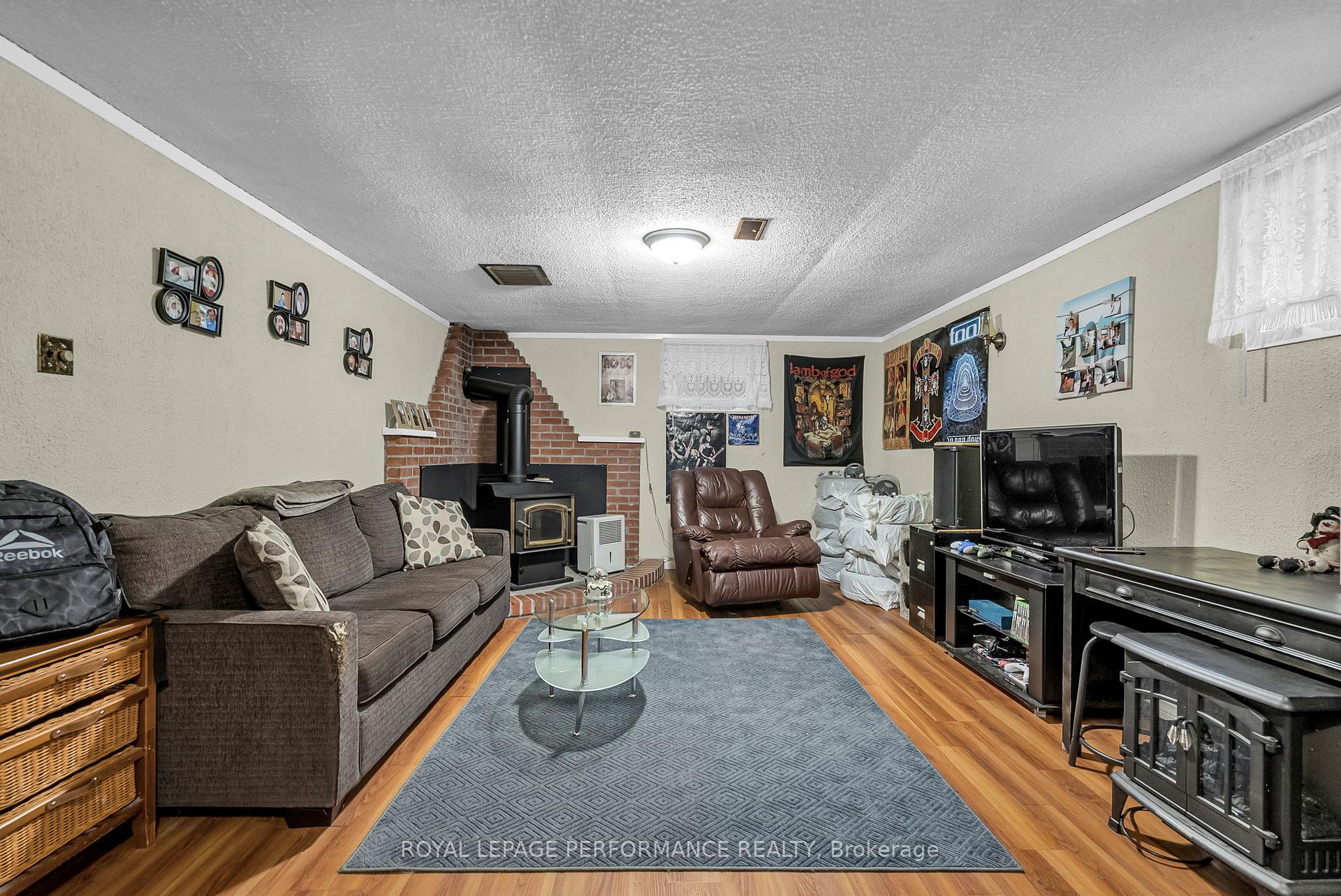 Photo 23 of 1116 Grand Avenue, Cornwall — HOMEH
