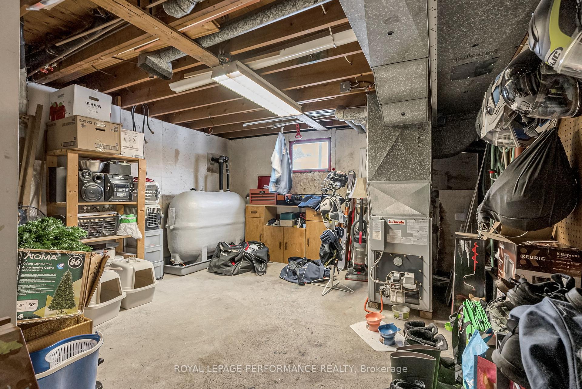 Photo 27 of 1116 Grand Avenue, Cornwall — HOMEH