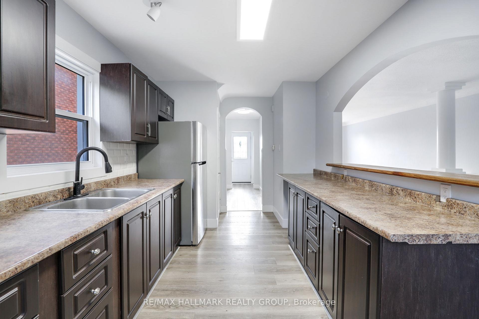 Photo 8 of 1108 Merivale Road, Ottawa, Carlington — HOMEH