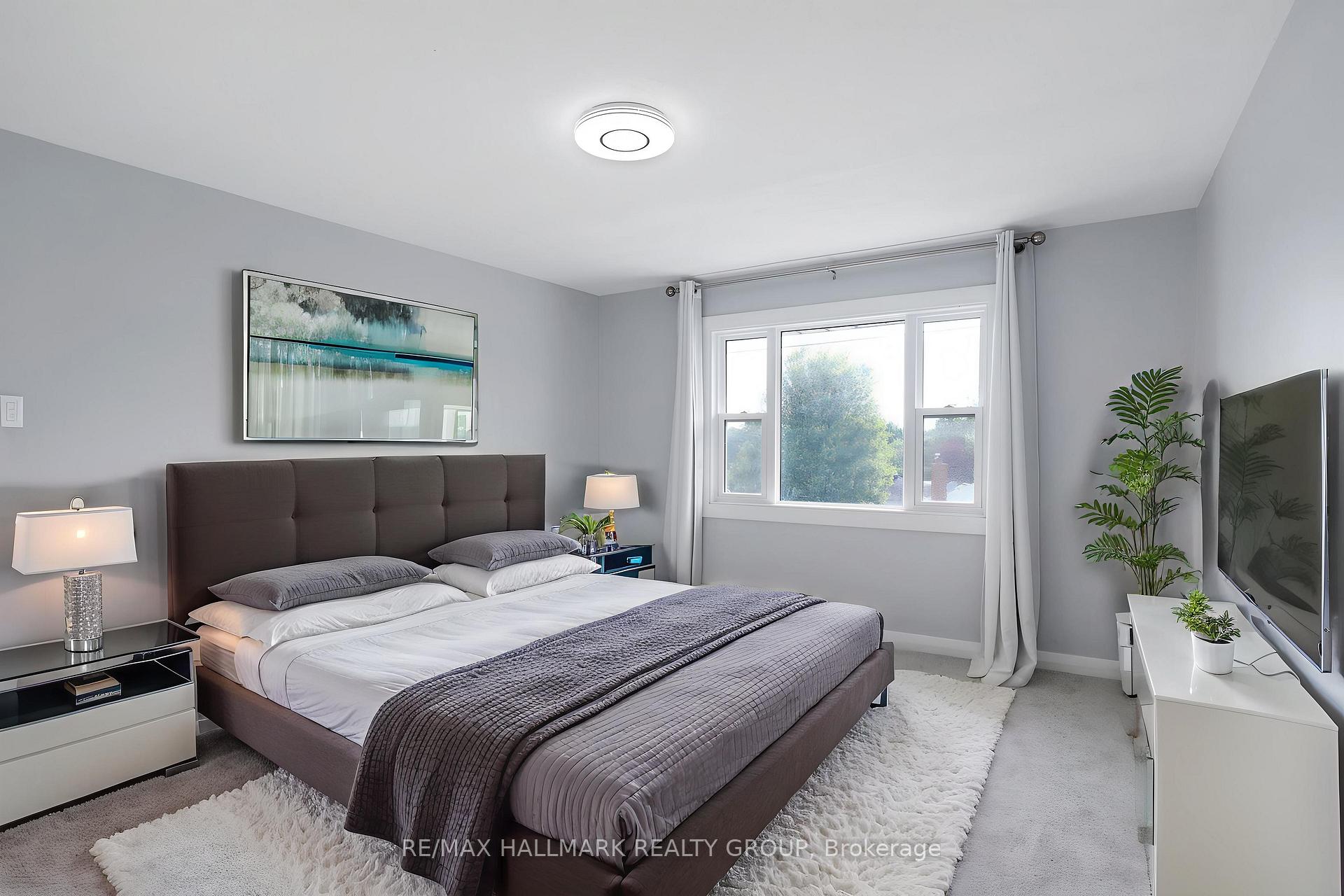 Photo 10 of 1108 Merivale Road, Ottawa, Carlington — HOMEH