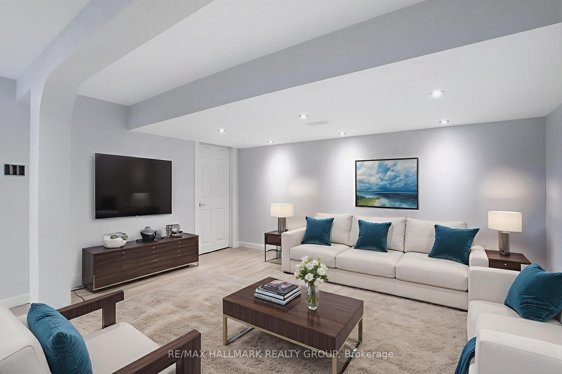 Photo 12 of 1108 Merivale Road, Ottawa, Carlington — HOMEH