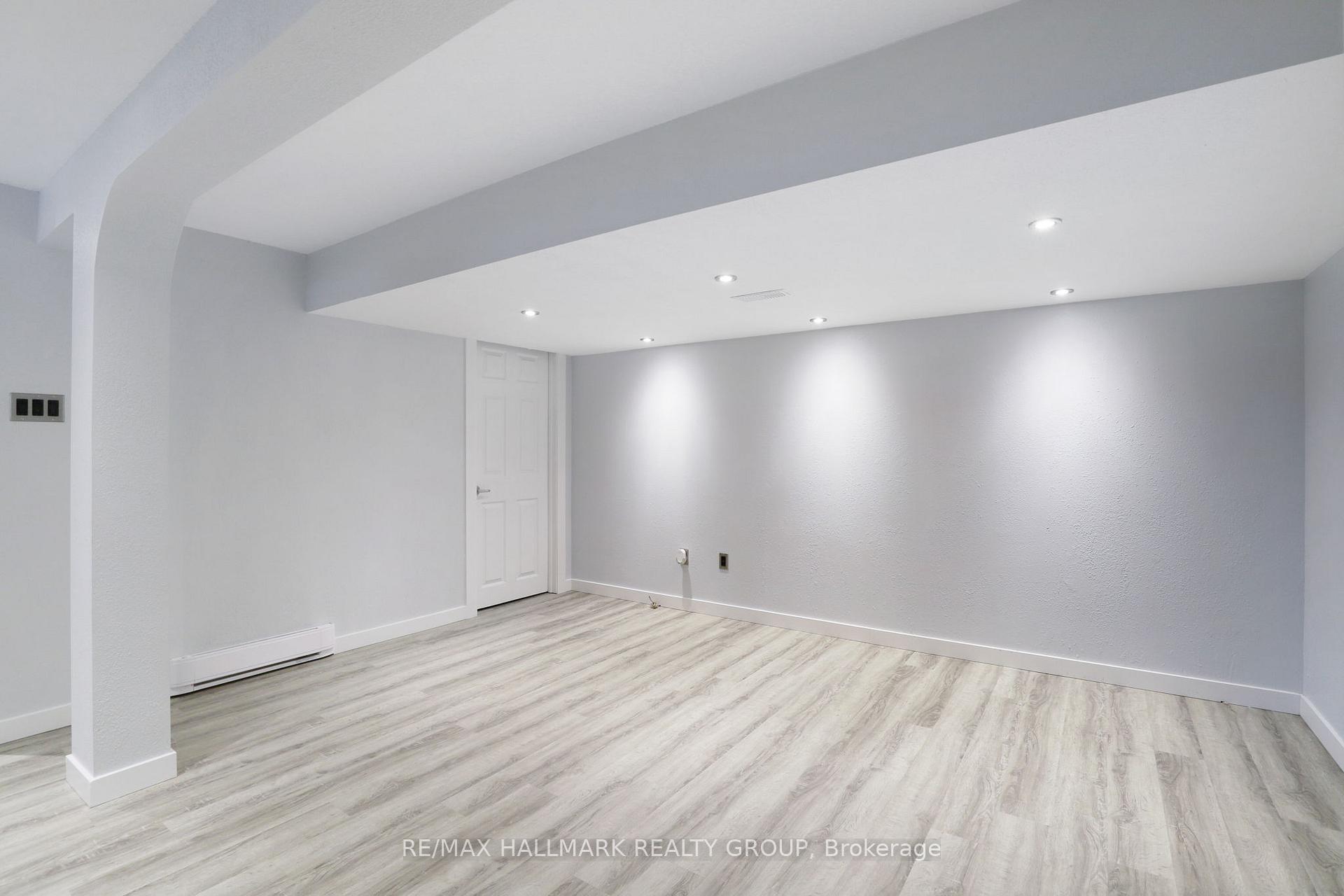 Photo 20 of 1108 Merivale Road, Ottawa, Carlington — HOMEH