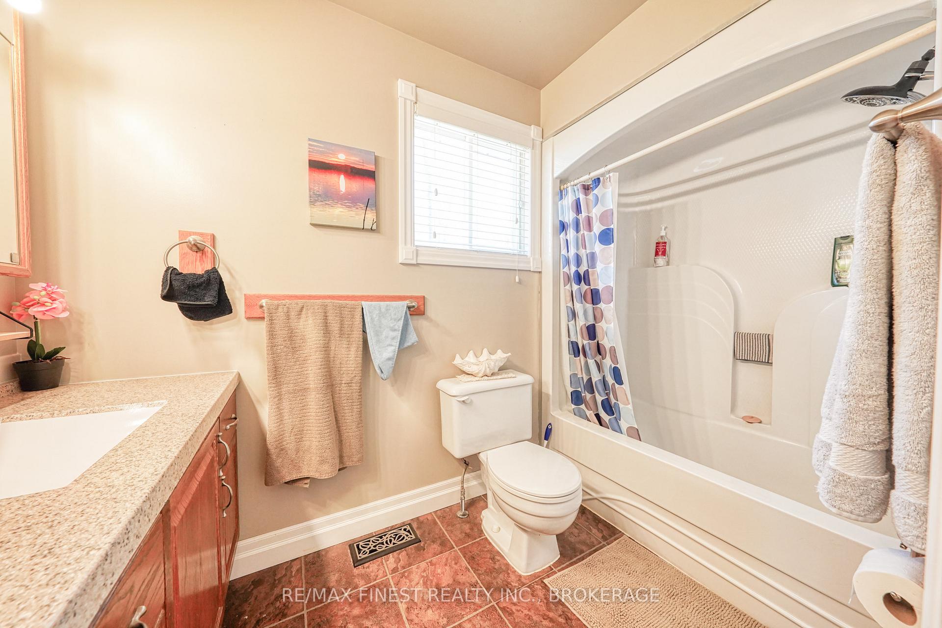Photo 24 of 1448 Rickards Road, Frontenac, Frontenac South — HOMEH