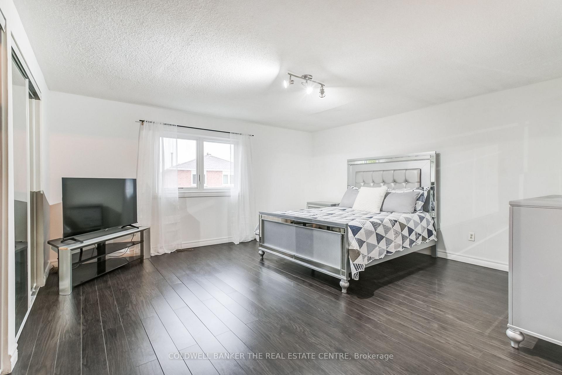Photo 26 of 78 Stanwell Drive, Brampton, Heart Lake West — HOMEH