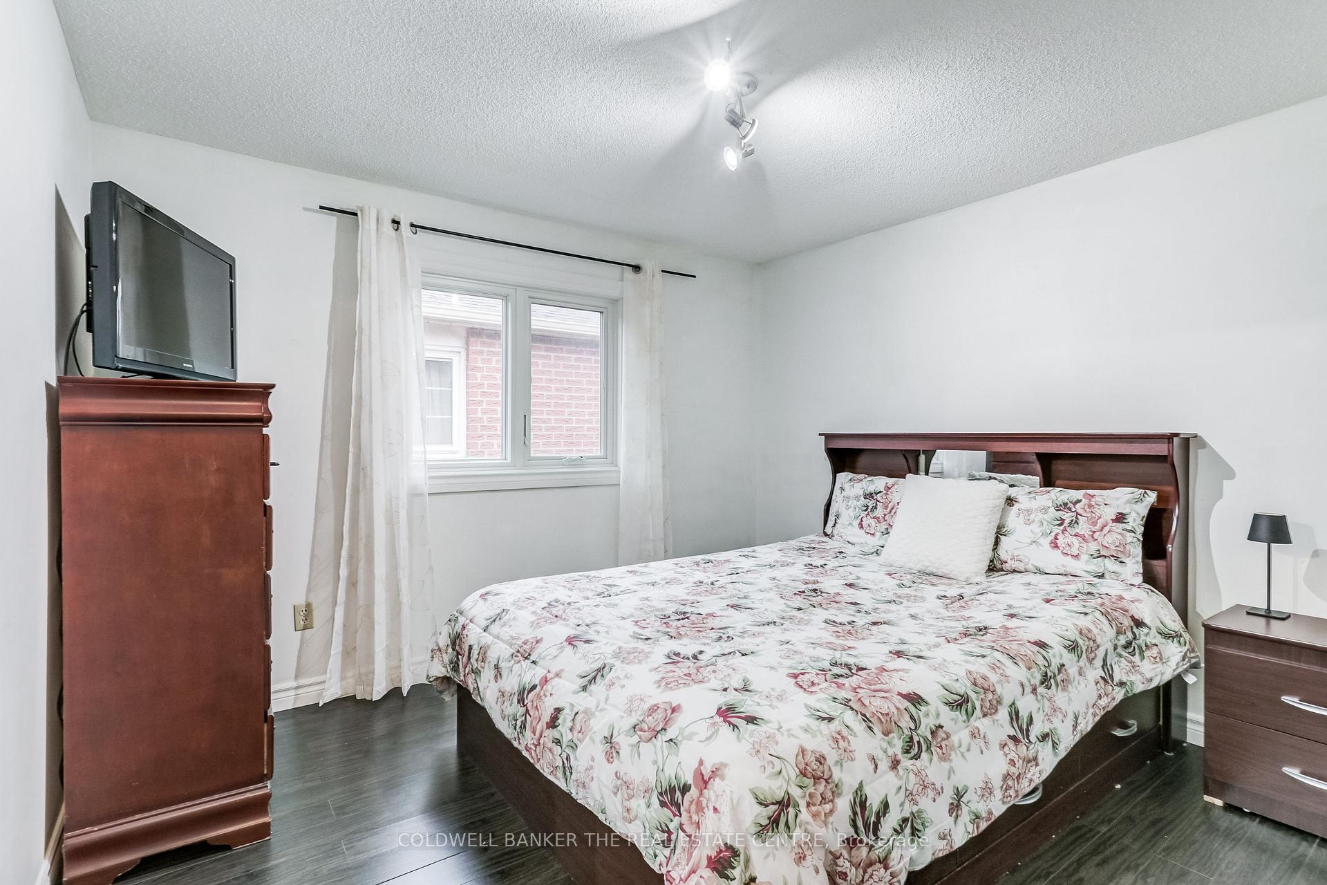 Photo 17 of 78 Stanwell Drive, Brampton, Heart Lake West — HOMEH