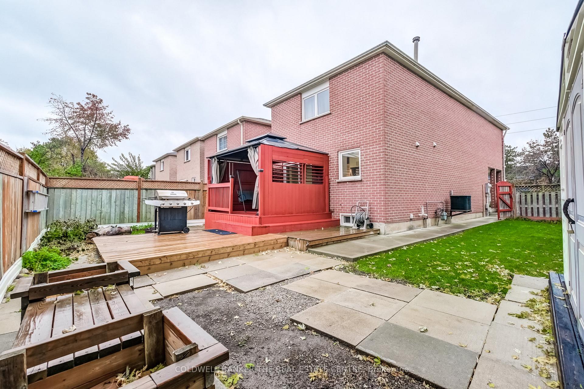 Photo 28 of 78 Stanwell Drive, Brampton, Heart Lake West — HOMEH
