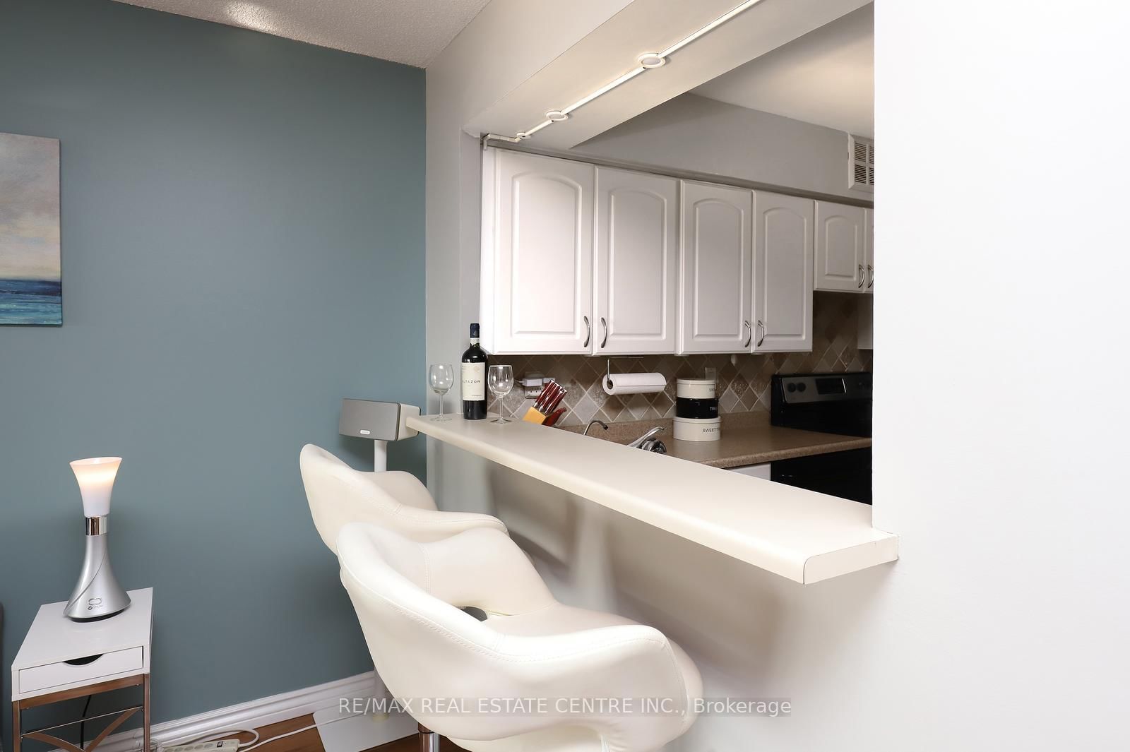 Photo 10 of Unit 1704, 26 Hanover Rd, Brampton, Queen Street Corridor — HOMEH