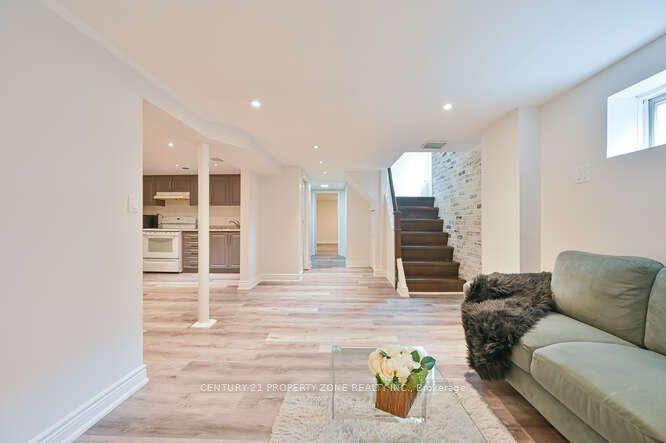 Photo 2 of Unit Basement, 68 Avondale Boulevard, Brampton, Avondale — HOMEH