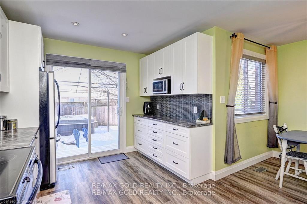 Photo 14 of 104 Edgemere Drive, Cambridge, Christopher-Champlain — HOMEH