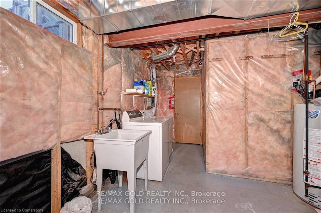 Photo 17 of 104 Edgemere Drive, Cambridge, Christopher-Champlain — HOMEH
