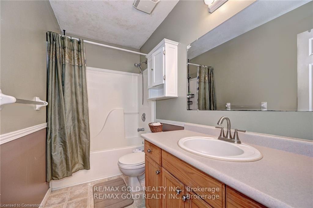 Photo 21 of 104 Edgemere Drive, Cambridge, Christopher-Champlain — HOMEH
