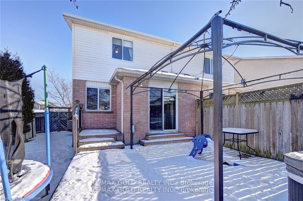 Photo 34 of 104 Edgemere Drive, Cambridge, Christopher-Champlain — HOMEH