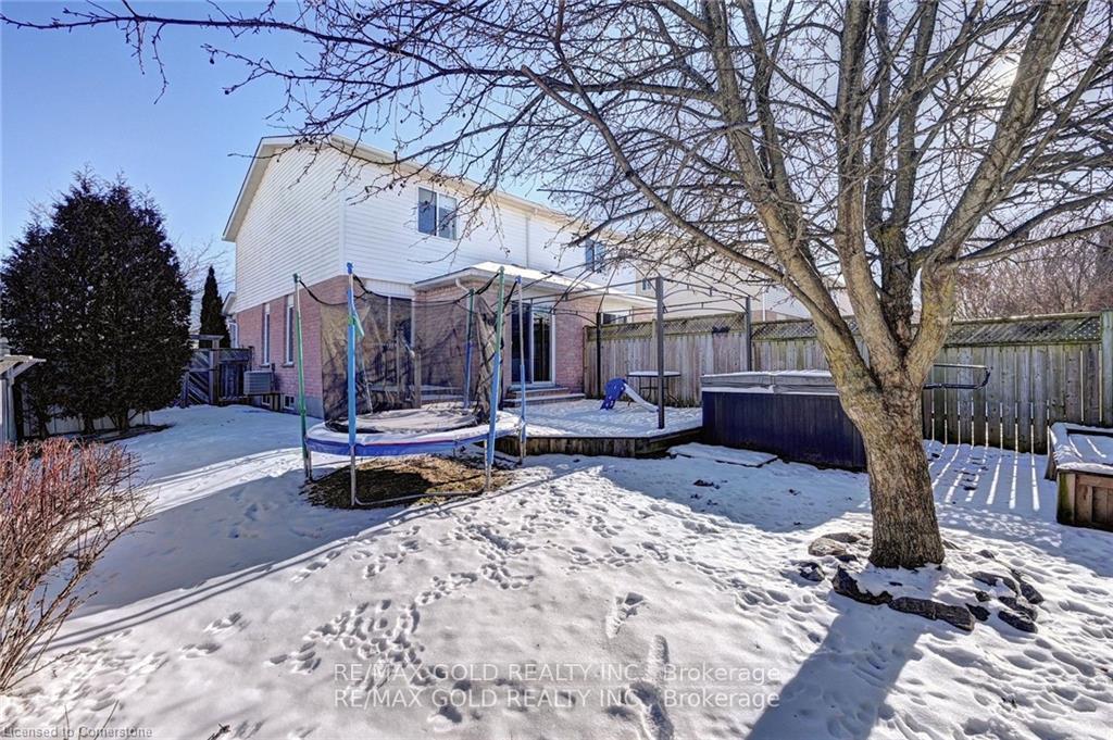 Photo 35 of 104 Edgemere Drive, Cambridge, Christopher-Champlain — HOMEH