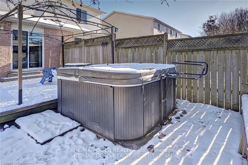 Photo 36 of 104 Edgemere Drive, Cambridge, Christopher-Champlain — HOMEH