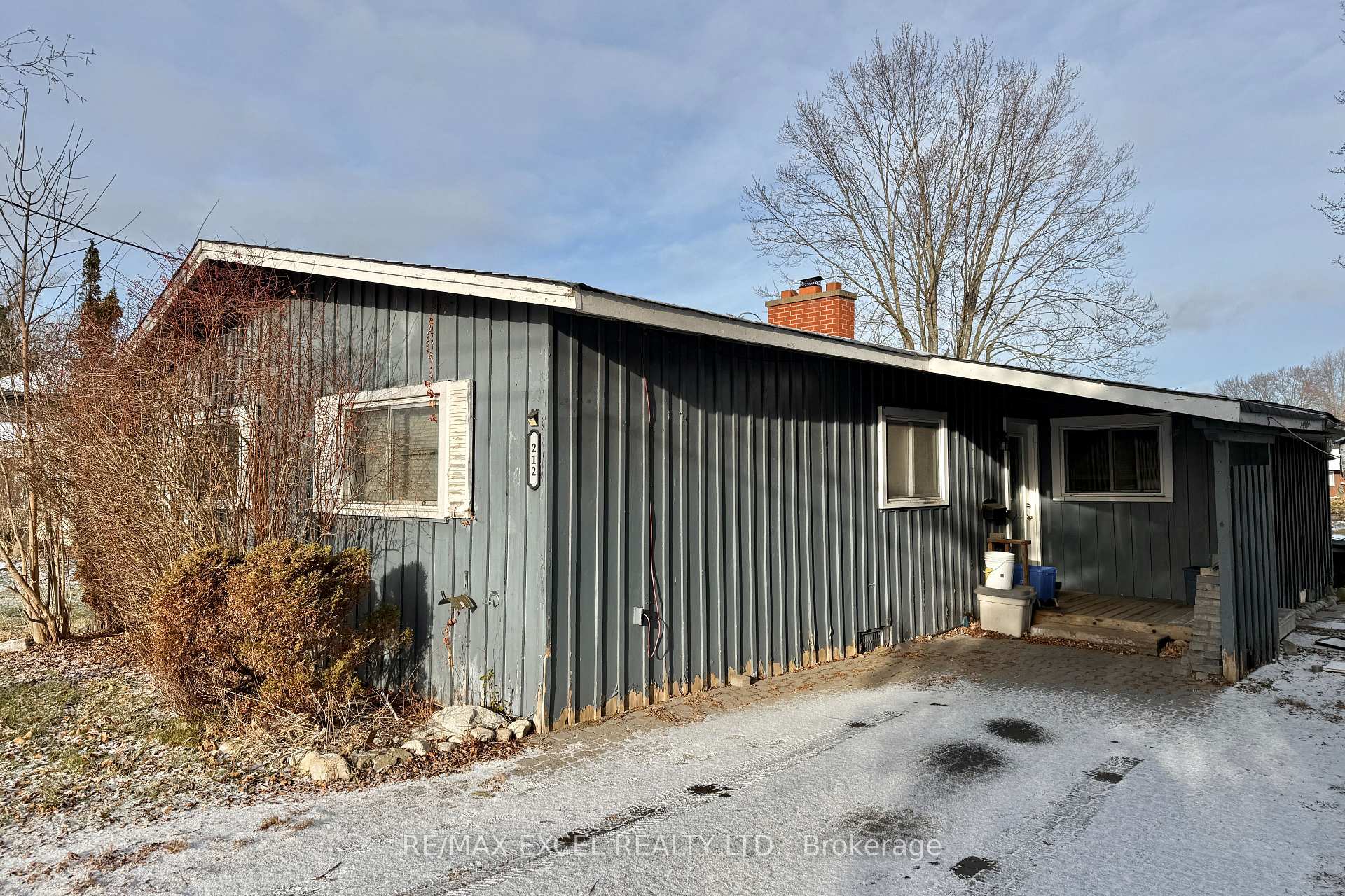 Photo 2 of 212 South Channel Drive, Georgina, Keswick North — HOMEH