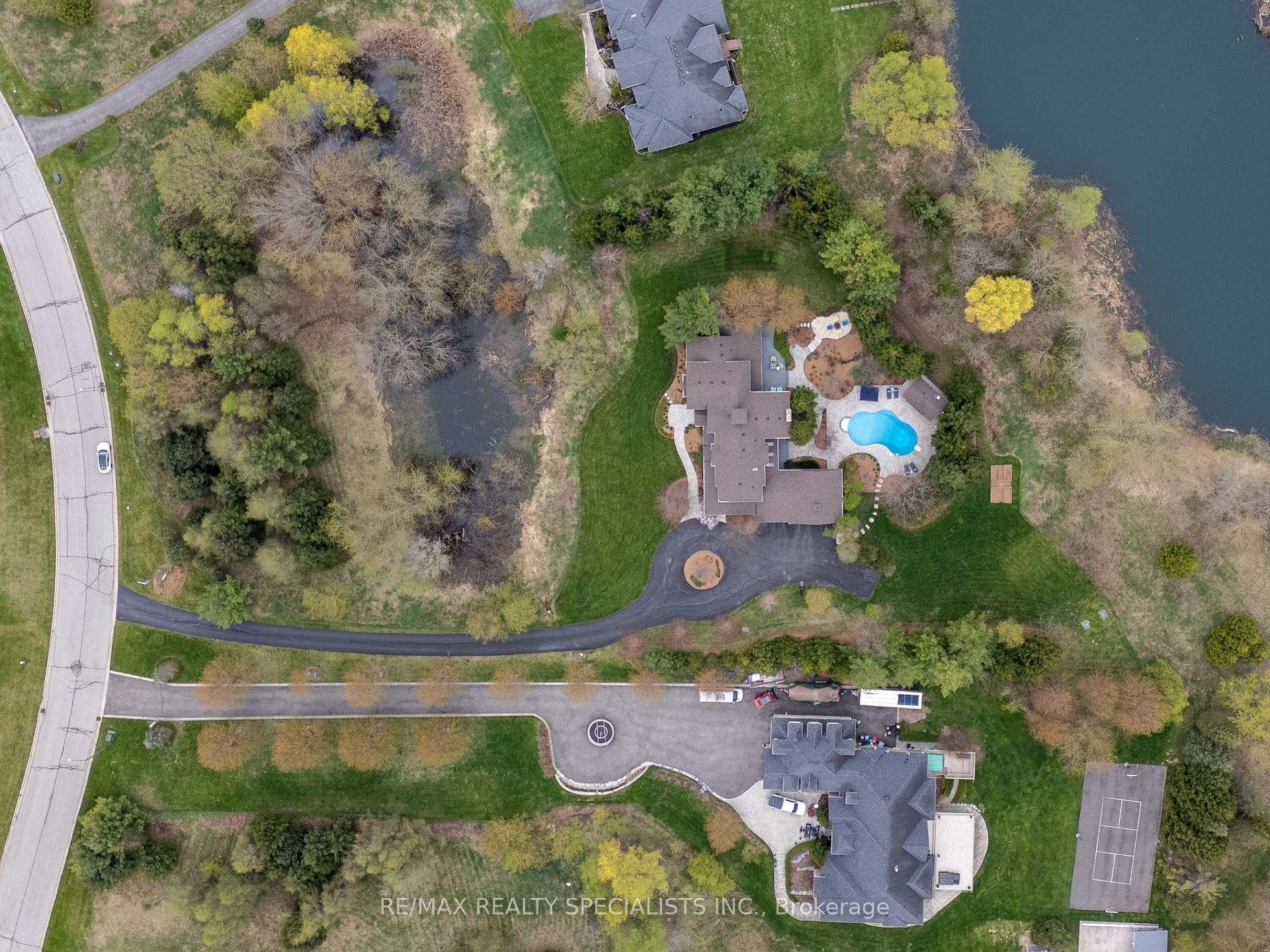 Photo 1 of 6 Oak Knoll Drive, Caledon, Palgrave — HOMEH