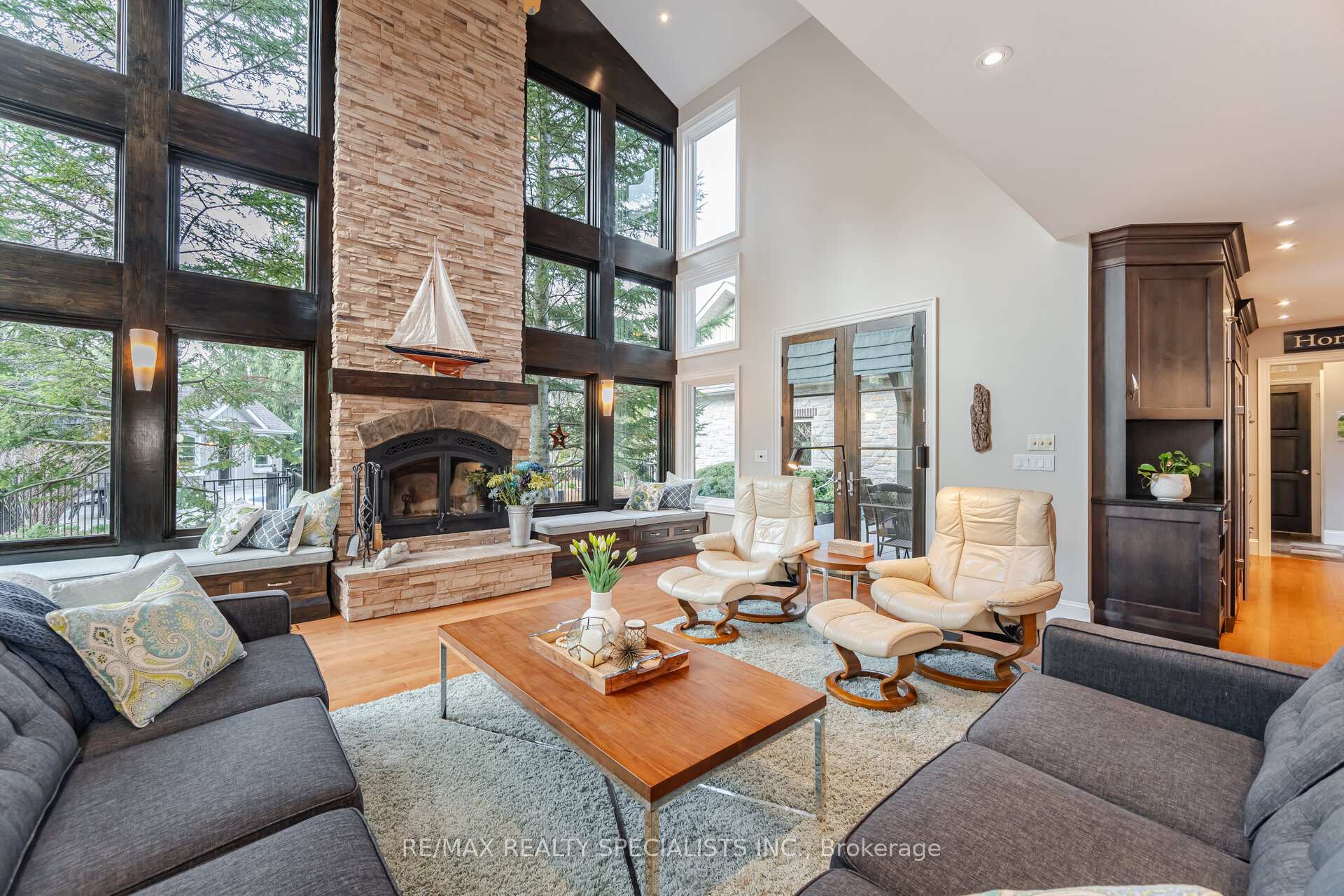 Photo 7 of 6 Oak Knoll Drive, Caledon, Palgrave — HOMEH