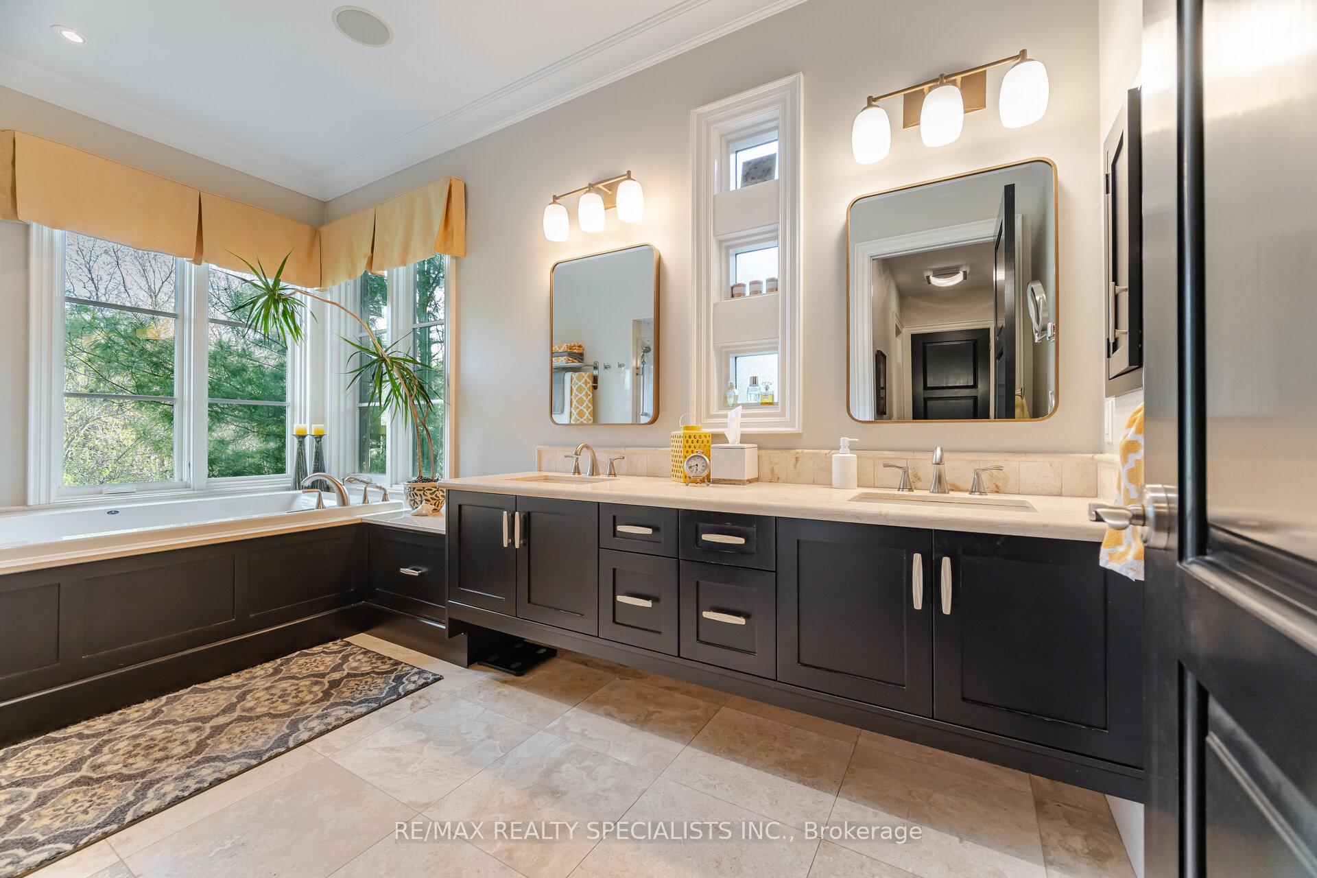 Photo 17 of 6 Oak Knoll Drive, Caledon, Palgrave — HOMEH